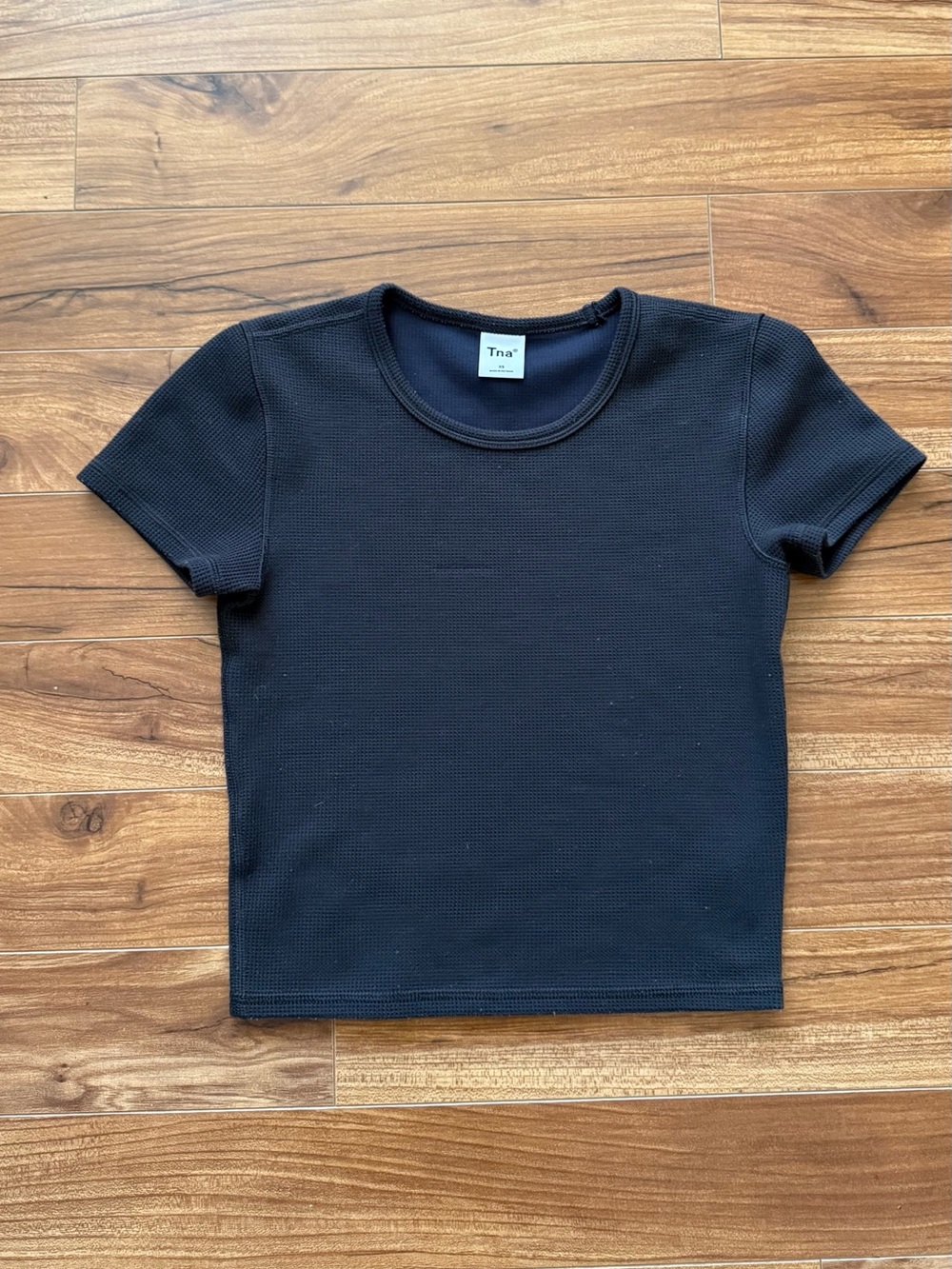 Tna Aritzia Dark Grey Waffle Knit Short Sleeve Cropped Top XS